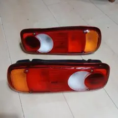 UDトラックス 新型クオン LEDテールランプ ボルボ VOLVO - メルカリ