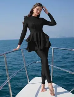 ブラックフリル水着セット