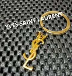 正規品 イヴサンローラン YSL カサンドラロゴ レザー キーホルダー