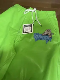 GALFY ガルフィー カラフルバルーンパンツ 大型犬 フェイクレザー タグ付のサムネイル