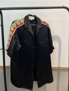 GUCCI グッチ GGロゴ オープンカラーシャツのサムネイル