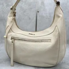 FURLA フルラ ショルダーバッグ レザー 本革 ホワイト ワンショルダー