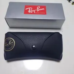 Ray-Ban Wayfarer サングラス ブラックフレーム