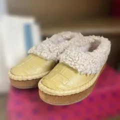 Tory Burch（トリーバーチ）のシアリングスリッパ　ショート　ブーツ