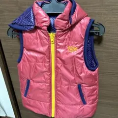 【Nike 】ダウンベスト 美品✨フード付き【リバーシブル】ピンク・パープル水玉