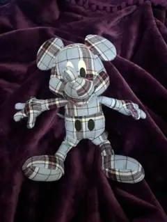 ユニクロミッキーマウス ぬいぐるみ