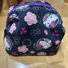 ハローキティ ポーチ 黒と紫
