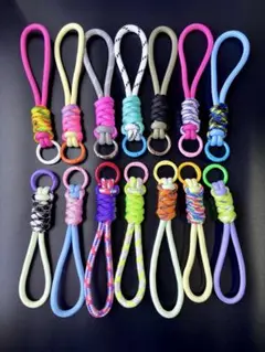 カラフル　カラビナ付きチャーム　2個セット　まとめ売り