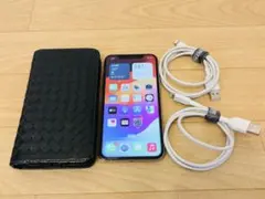 iPhone11pro本体 SIMフリー＋ 手帳ケースとライトニングケーブル2本
