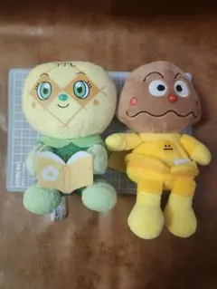 アンパンマン　カレーパンマン　メロンパンナ　ぬいぐるみ