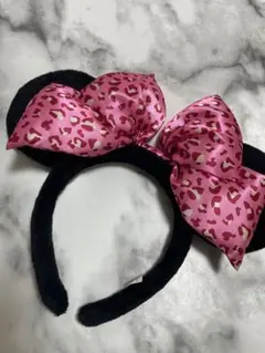 ミニーちゃんヒョウ柄ピンクカチューシャ