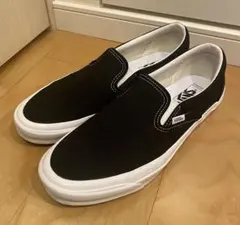 Item thumbnail for item 7a2cb70b-d3ea-4707-87dc-2baa8d1deb81