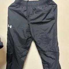 UNDER ARMOUR ブラックジャージパンツ