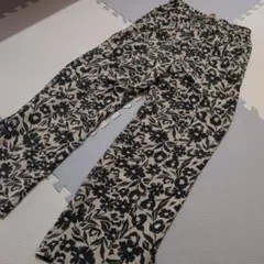 ニコアンド花柄パンツ　ベージュ
