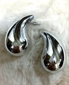 【ステンレス】 ドロップピアス ビッグ シルバー 3.5cm