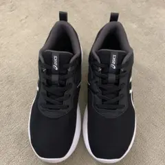 【ほぼ新品・美品】アシックスLAZERBEAM 24cm