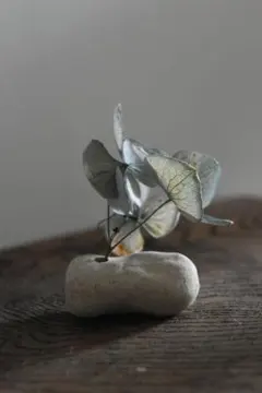 no.104 seiu 晴雨　一輪挿し 花瓶　花器 フラワーベース 丁寧な暮らし