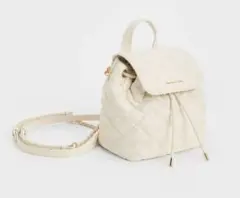 CHARLES & KEITH Aubrielle キルティング リュック - メルカリ