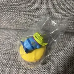 エイリアン　だいすきフード　すやすやドーナツ