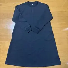 黒色　ワンピース　140