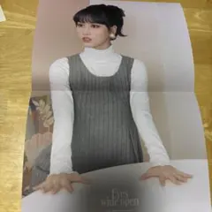 Eyes Wide Open モモ　ポスター