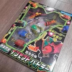 ● 昆虫合体 変形ロボ フィギュアセット