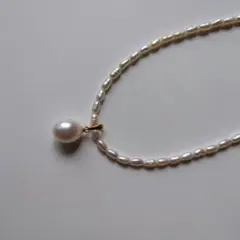 パールネックレス/SILVER TOP GSV BOTTOM PATENT - メルカリ