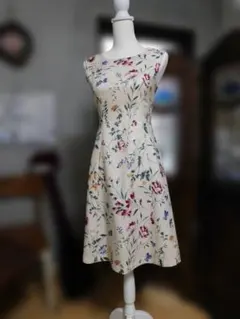 STRAWBERRY-FIELDS　ストロベリーフィールズ　花柄ワンピース２