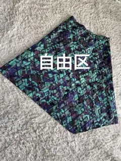 自由区 リバティ柄フレアスカート 緑 紫 幾何学模様刺繍レースネイビー グリーン