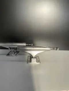 Supreme x Independent トラック 139 新品　未開封 未使用品 シュプリーム SUPREME ☆AA☆Independent Trucks 139