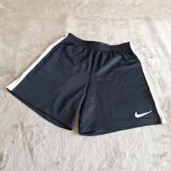 ナイキ/NIKE　DRI-FIT ハーフパンツ　ショートパンツ　キッズL　160