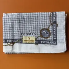 TRUSSARDI トラサルディ　メンズ　ハンカチのサムネイル