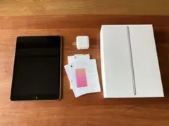 iPad第8世代 シルバー本体 箱・付属品付き - メルカリ