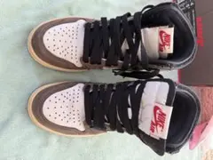 トラヴィス・スコット × ナイキ エアジョーダン