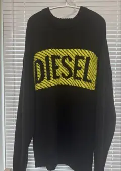 美品DIESEL ディーゼル　ビックロゴデザインニットセーター　Mのサムネイル