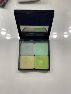 shu uemura アイシャドウパレット グリーン系