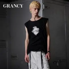 GRANCY】シャーリングデザインラインストーングラフィックノースリーブ