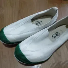 Item thumbnail for item ffacc767-6241-47b8-94c9-11a6a62c8489