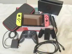 Nintendo Switch 本体 動作確認済　プロコン　ケース付き
