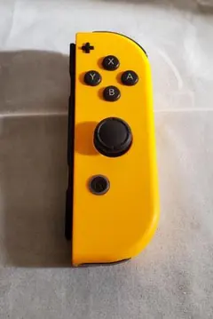 Switch　Joy-Con　ジョイコン　右　ネオンオレンジ