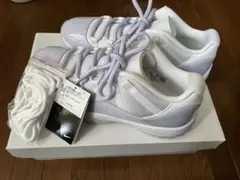 NIKE WMNS AIR JORDAN 11 RETRO LOW