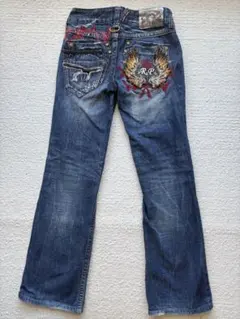 Item thumbnail for item c1bac644-cf12-4ed2-95bd-882082330b03