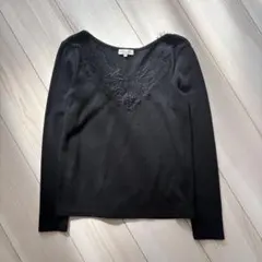 earth music&ecologyブラック レース装飾 Vネック 長袖