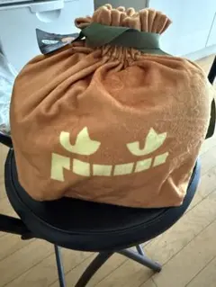 Item thumbnail for item fe43ebcb-37b6-4ca0-ae7e-1291e09db1b5