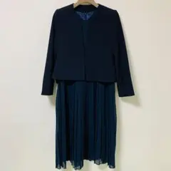 未使用　フロリア　セットアップ ネイビー　ワンピース　ノーカラージャケット