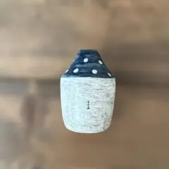 笠間焼ドットの一輪挿し