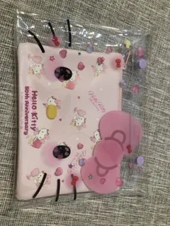 ハローキティ 50周年記念ポーチ