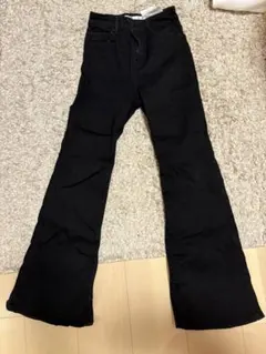 Bershka フレアパンツ