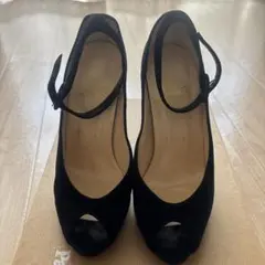 Christian Louboutin ブラック ハイヒール