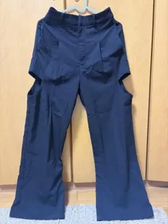 archives アルシーヴ カットアウトデザイン 黒パンツ